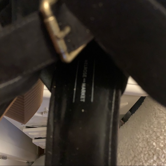 Not Tory Burch heels - Picture 4 of 4